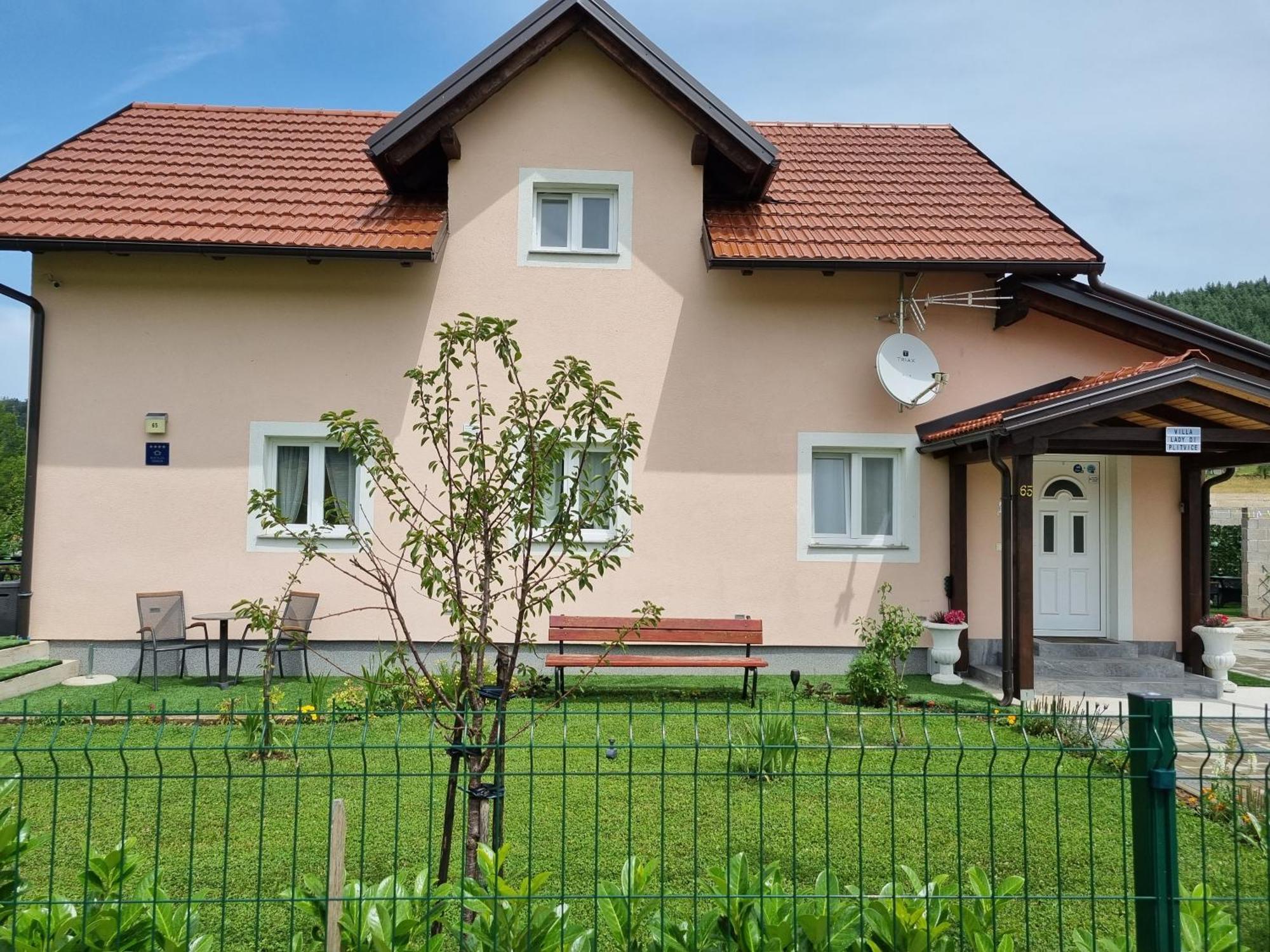 Villa Lady Di Plitvice Vrhovine Esterno foto
